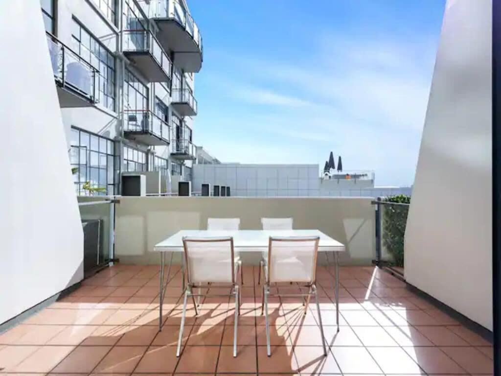 Lovely Bright Apartment With Balcony Pool And Gym Auckland Bagian luar foto