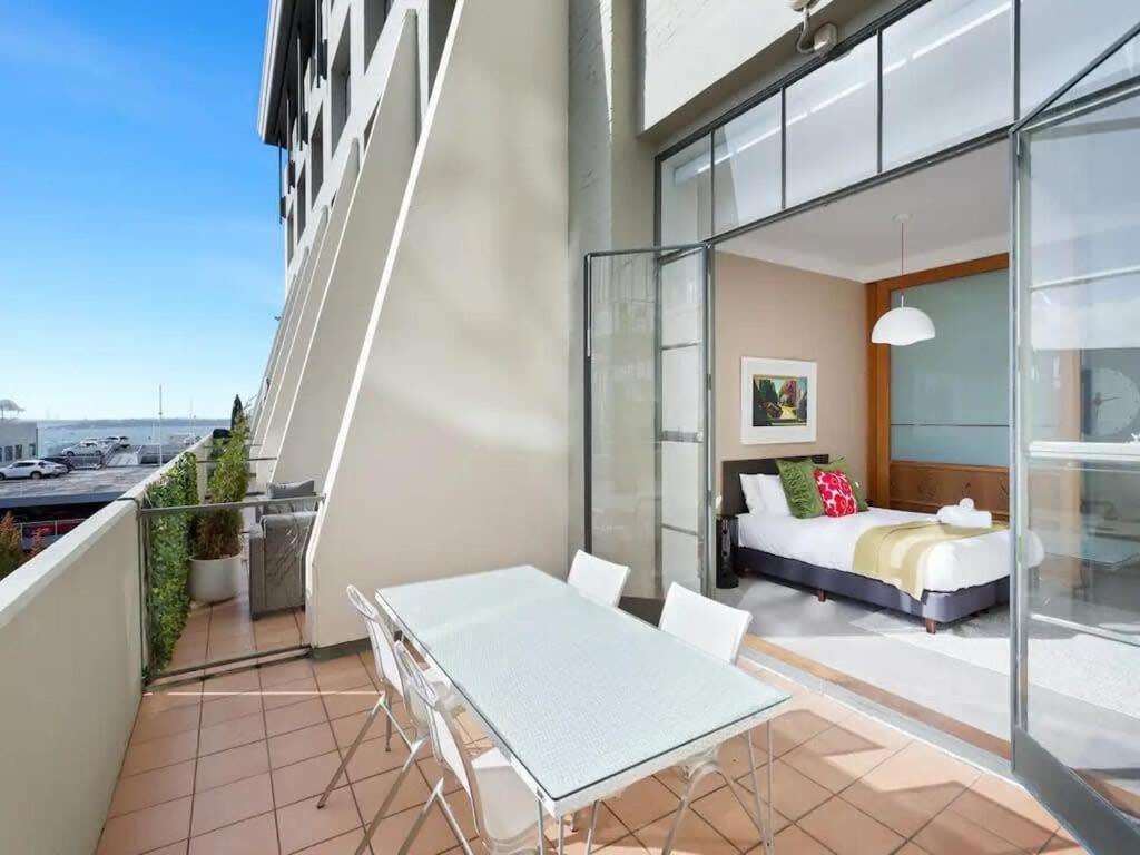 Lovely Bright Apartment With Balcony Pool And Gym Auckland Bagian luar foto